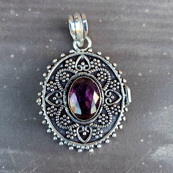 New Huge Amethyst 925 Silver Poison Pendant. - Picture 7 of 16
